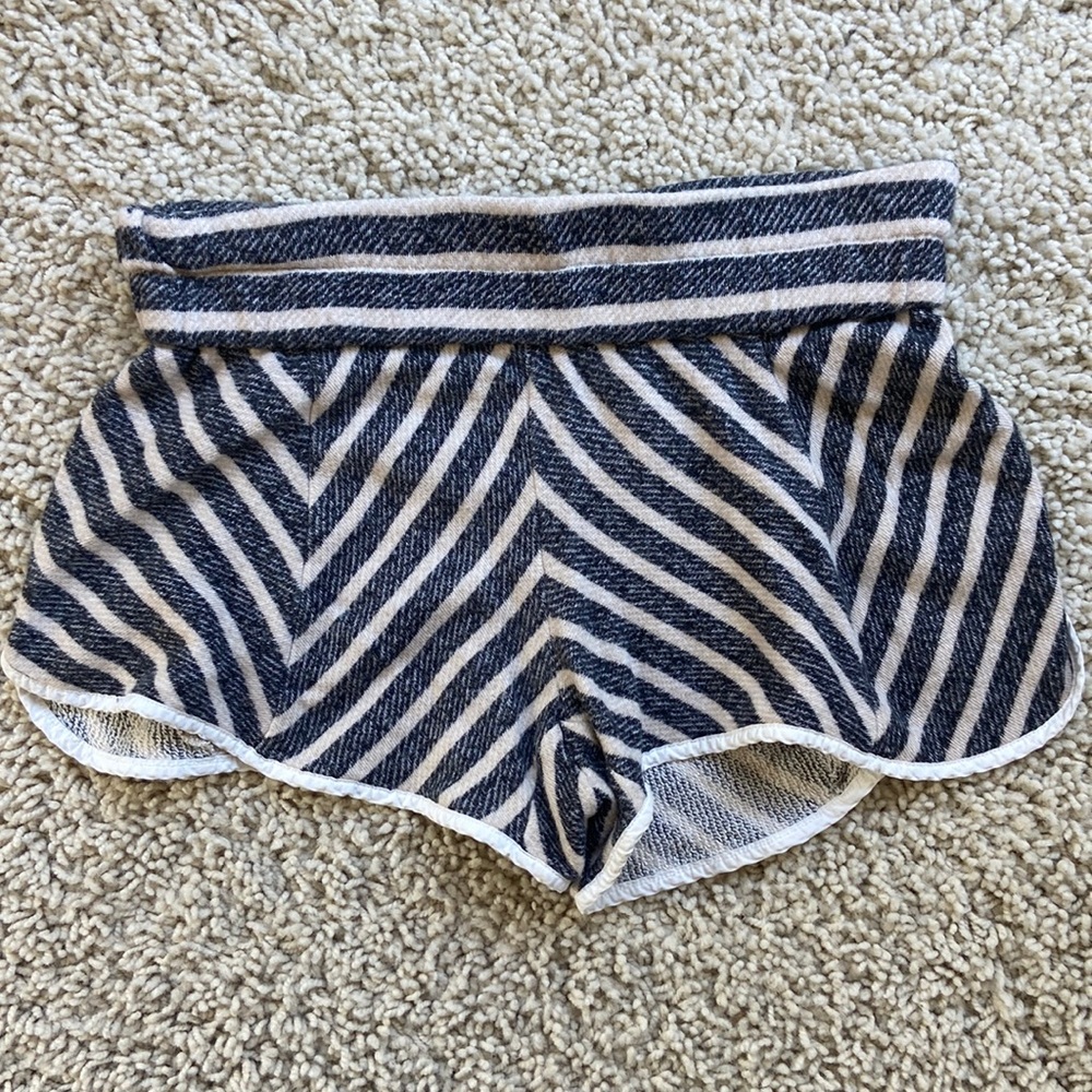 Derek Lam Shorts, 10 Crosby, Small.  Black and Tan color, super cute!!
